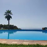 La Casa Del Burro Bed and Breakfast