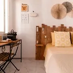 La Casa Del Burro Bed and Breakfast 3*